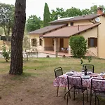 Le Pine By Interhome Hébergement de vacances